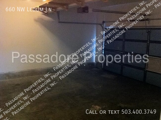 Building Photo - 660 NW Ledum Ln