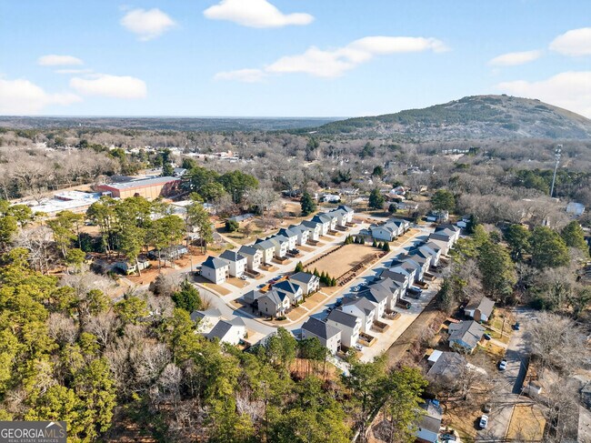 Building Photo - 5259 Cloud St