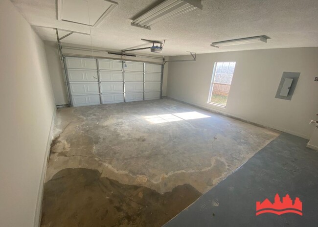 Building Photo - 7113 Tudor Ln
