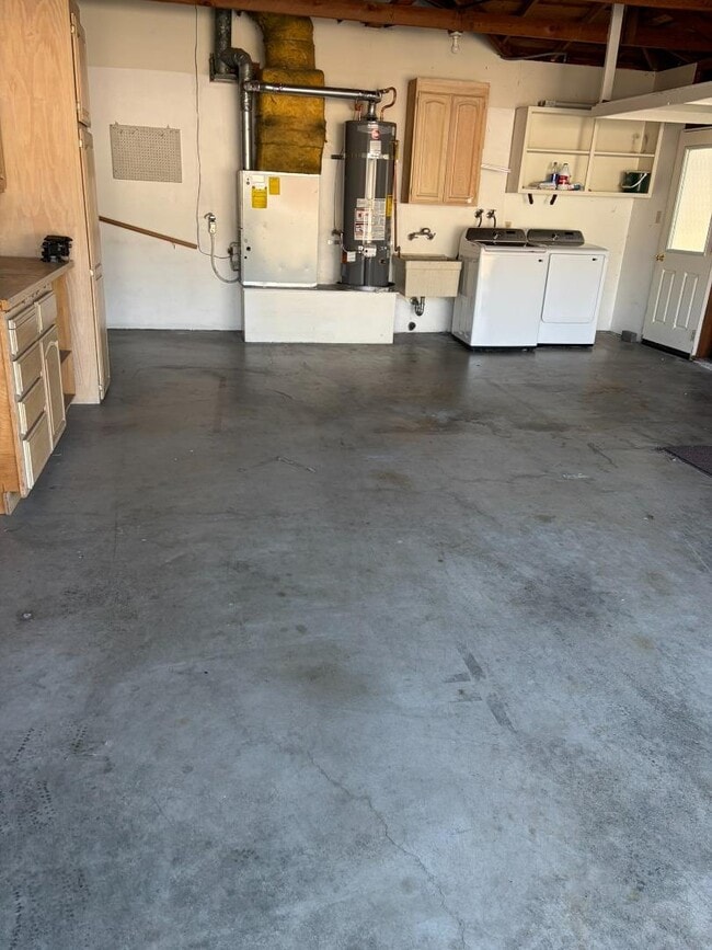Building Photo - 1355 Palos Verdes Dr