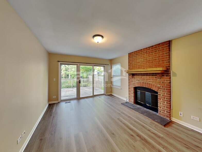 Building Photo - 2387 N Lancaster Ln