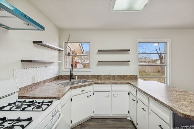 Building Photo - 4627 Allegheny Dr