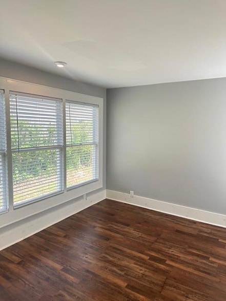 Building Photo - 860 Harle Ave NW