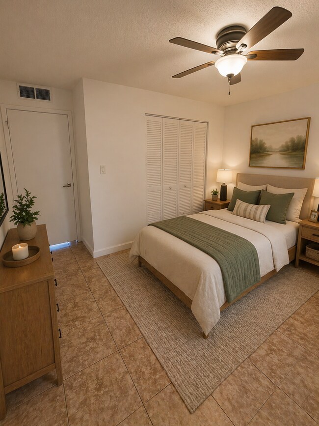 Building Photo - Welcome to Tampa Racquet Club – Where Comfort Meets Convenience!