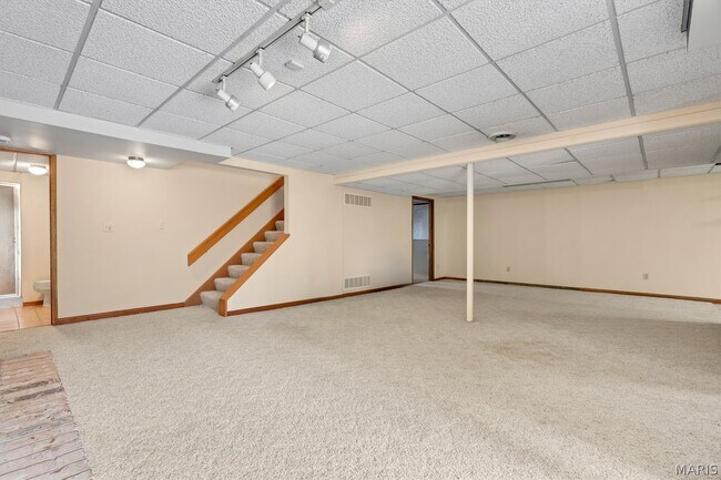 Building Photo - 1409 Oakhall Manor Ct
