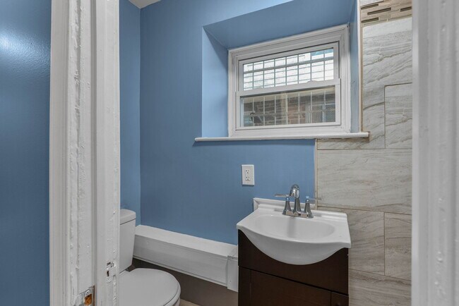 Building Photo - Woodcrest