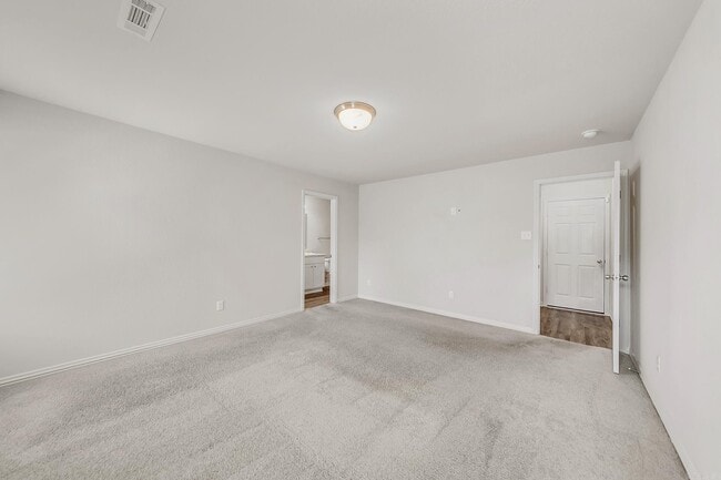 Building Photo - 1604 Lil Larry Dr