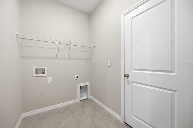 Building Photo - 5719 Woodland Sage Dr