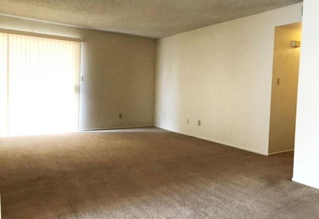 Building Photo - Mesa 3 Bed/ 2 Bath Single Story