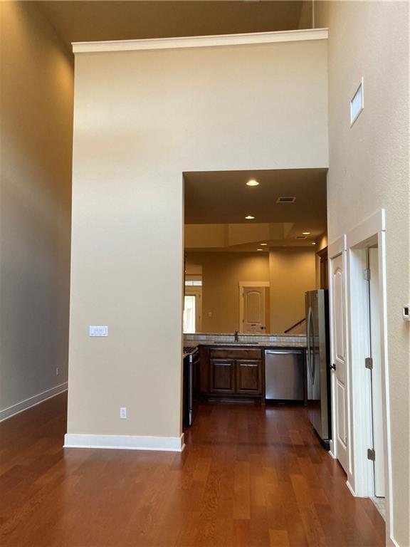 Building Photo - 2930 Grand Oaks Loop