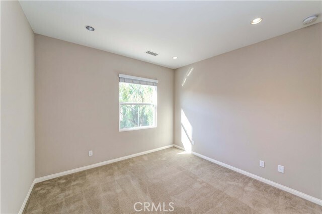 Building Photo - 63 Waterleaf