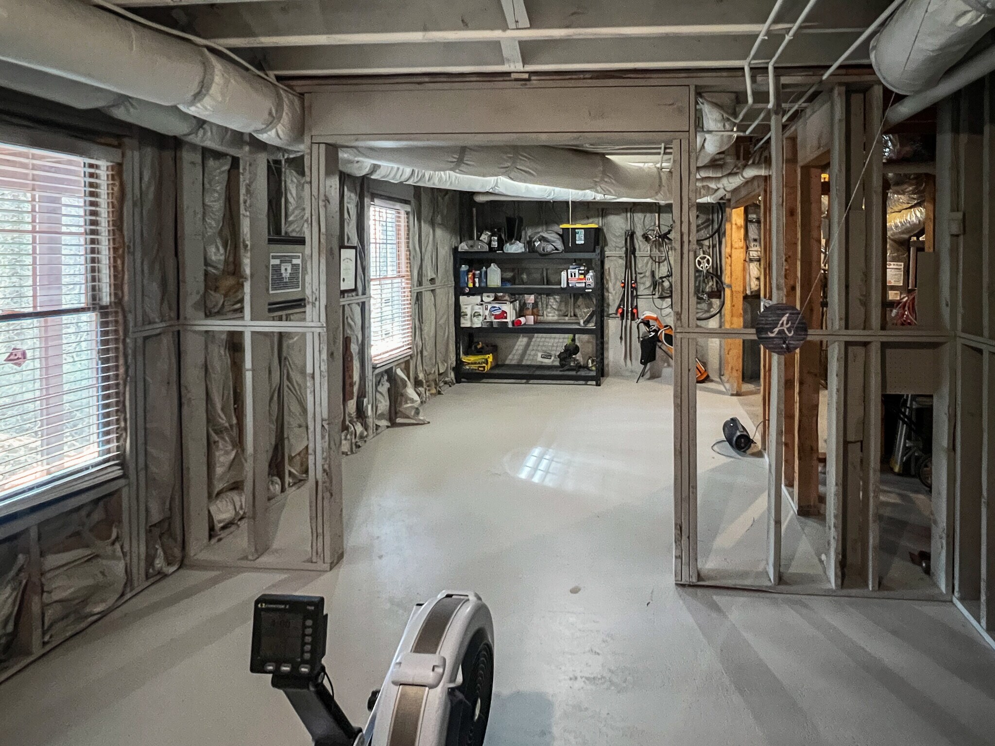 Building Photo - 1106 Glenrose Dr SE