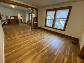 Building Photo - 611 Tri-Plex