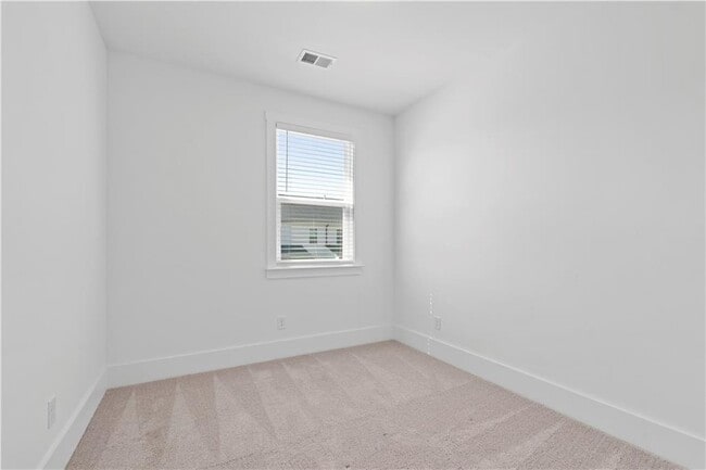 Building Photo - 1504 Pinedale Crst NW