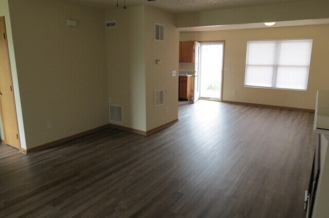Building Photo - 4032 Grayson Dr