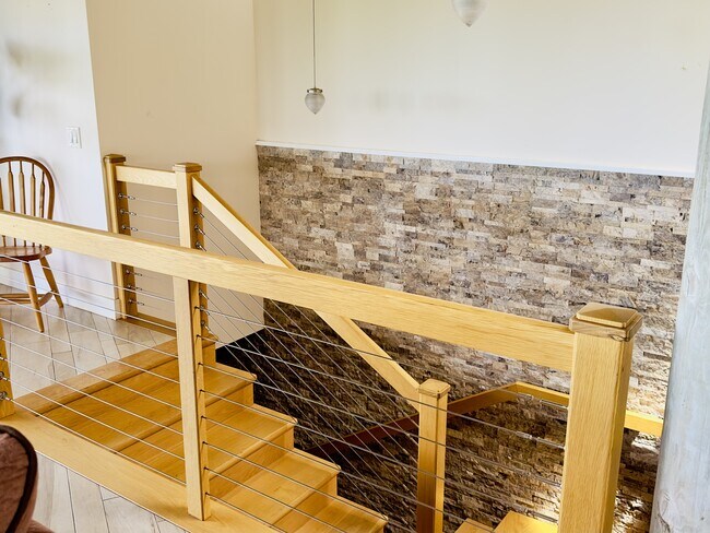 Building Photo - 904 Kupulau Dr