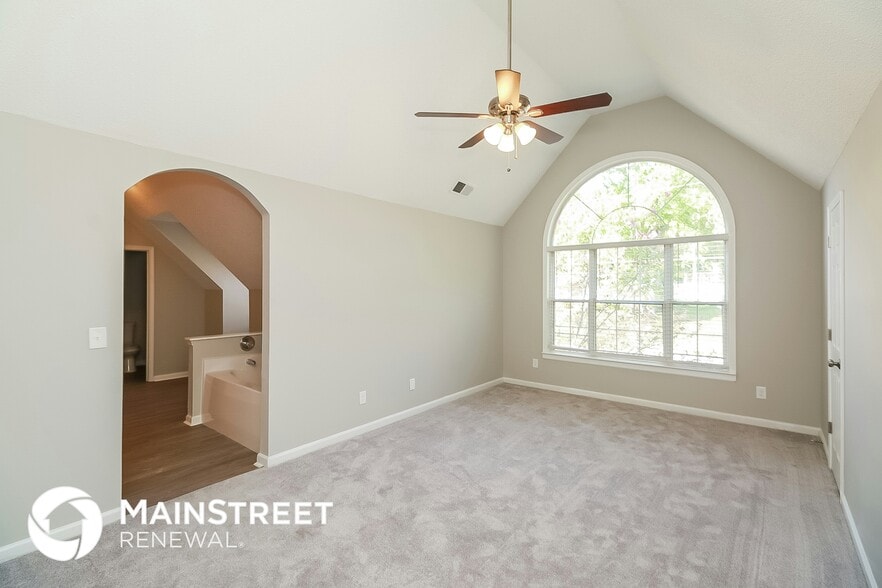 Building Photo - 2190 Surrey Trail