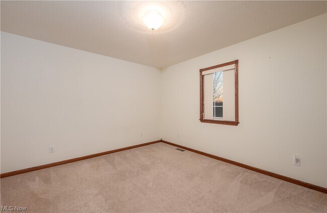 Building Photo - 45495 Old Hopedale Rd