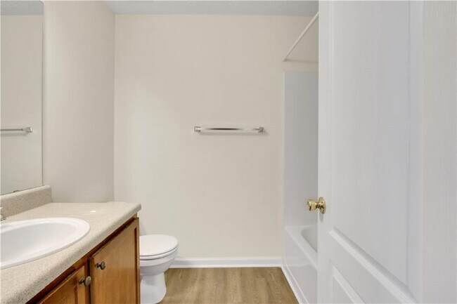 Building Photo - 762 Georgetown Ct