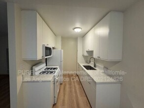 Building Photo - 4421 Murietta Ave