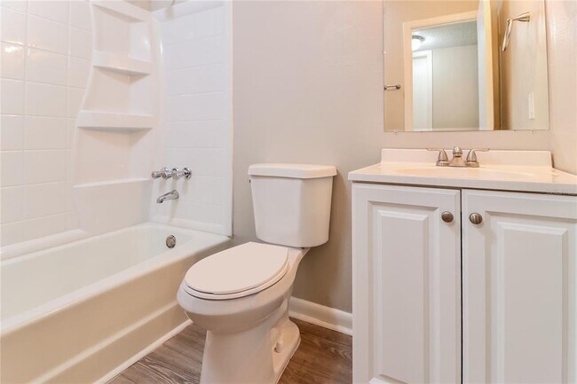 Building Photo - 7303 Willow Park Dr