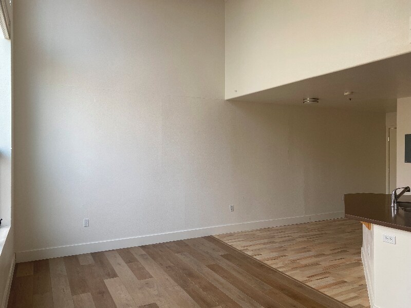 Building Photo - 1730 27th St