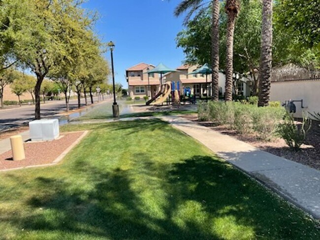 Building Photo - 3 bedroom rental in Cooley Station