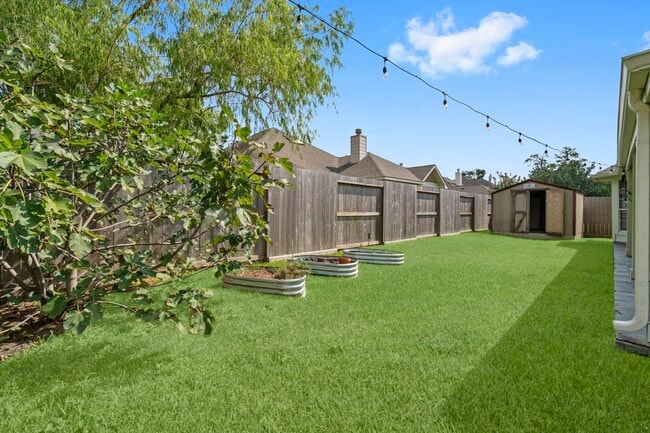 Building Photo - 3007 Rustic Gardens Dr