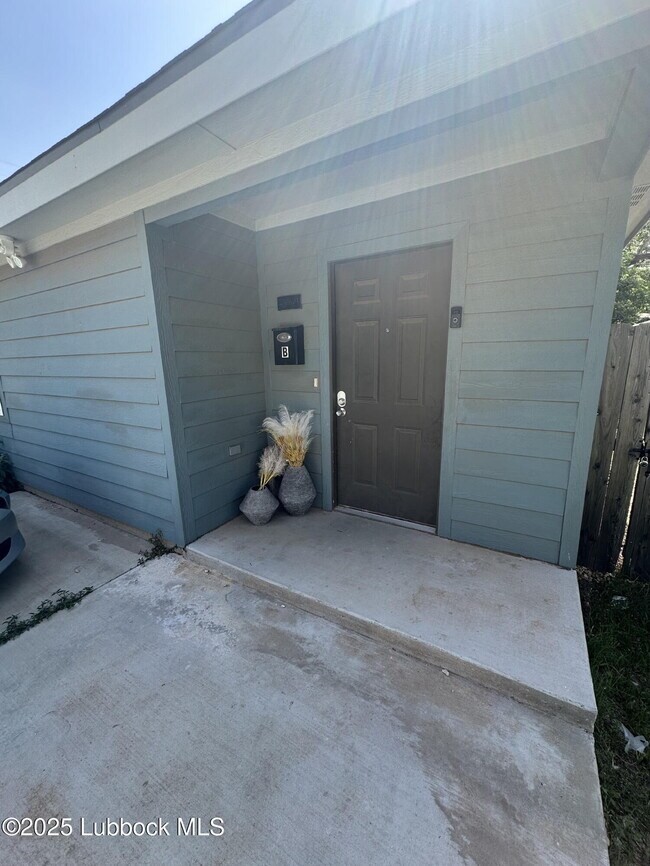 Primary Photo - 4506 Avenue T