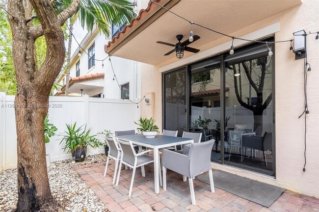 Building Photo - 110 NW 209th Way