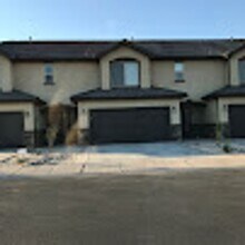 Building Photo - 2520 Blackhawk Dr