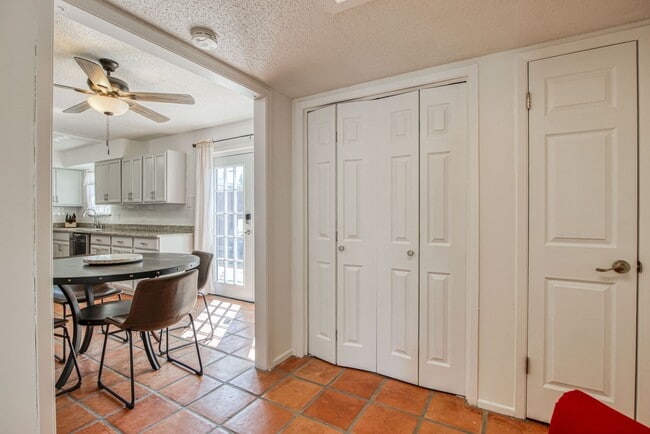 Building Photo - (Completely Furnished) Beautiful 1 bed/1 bath Apartment. With Pool  in the premises.