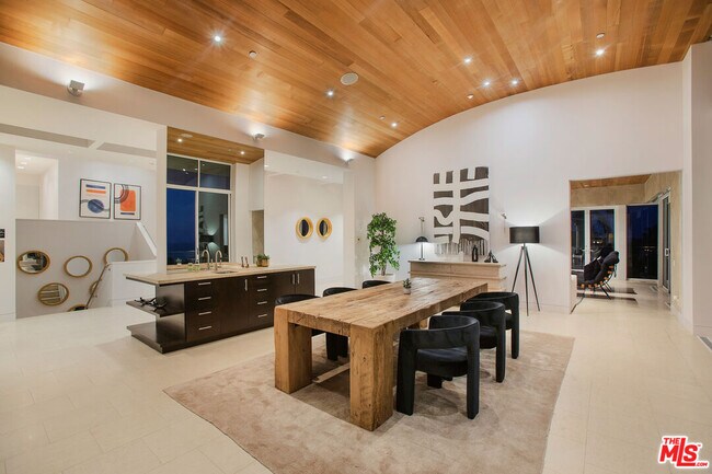 Building Photo - 27454 Winding Way