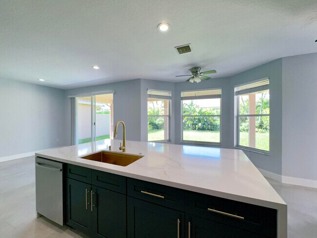 Building Photo - 11577 Big Sky Ct