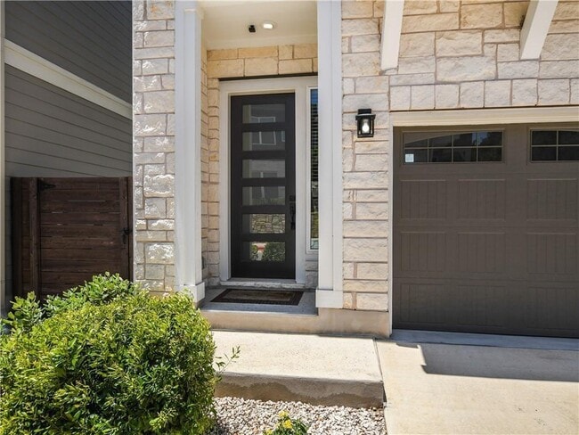 Building Photo - 13606 Cibolo Trace