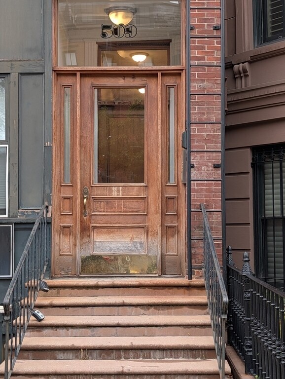 Building Photo - 509 Columbus Ave