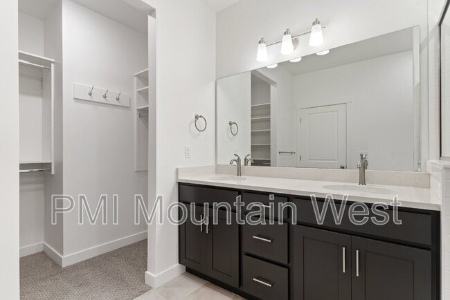 Building Photo - 1836 Red Twilight Ln