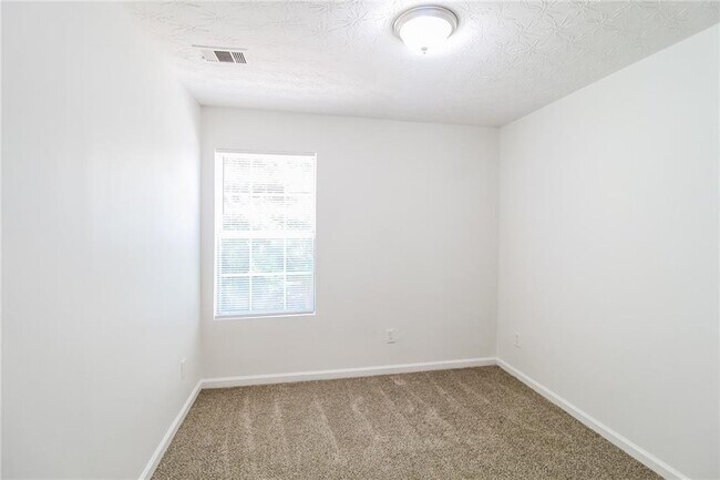 Building Photo - 1350 Labonte Pkwy