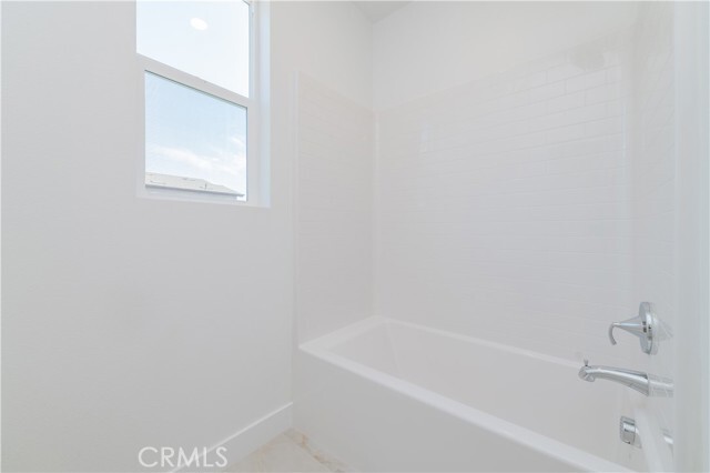 Building Photo - 446 Lobata