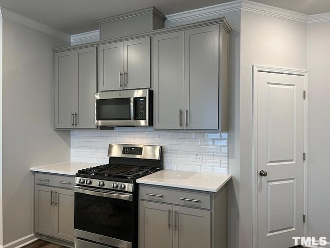 Building Photo - 4404 Olde Waverly Wy