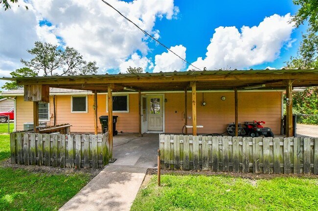 Building Photo - 7602 Turquoise Ln