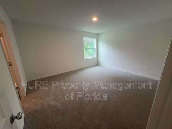 Building Photo - 1304 NW 48th Terrace