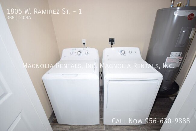 Building Photo - 1805 Ramirez St