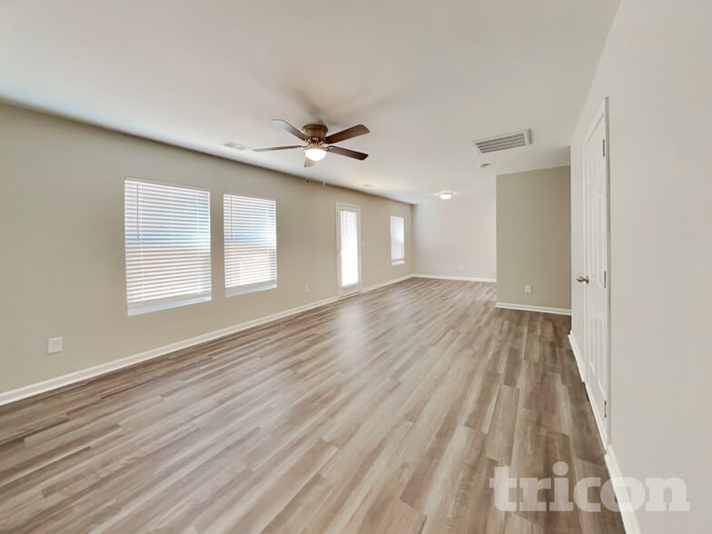 Building Photo - 318 Cedar Ridge