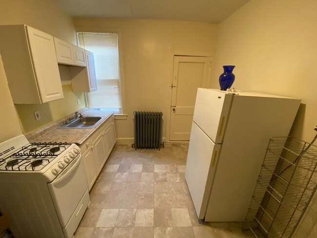 Building Photo - 809 N 4th St