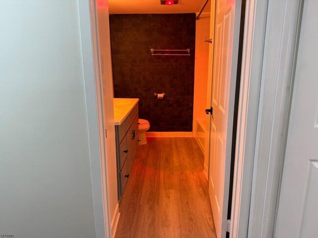 Building Photo - 751 Summer Ave