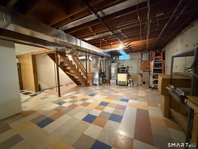 Building Photo - 14 Daniel Dr