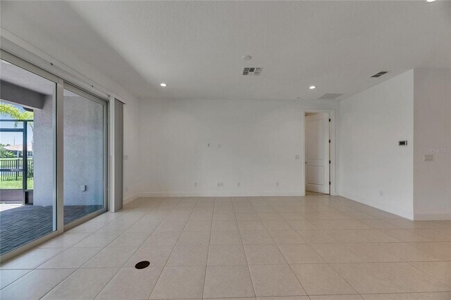 Building Photo - 4915 Sienna Isles Ave