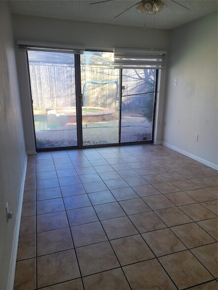 Building Photo - 305 Centennial Blvd