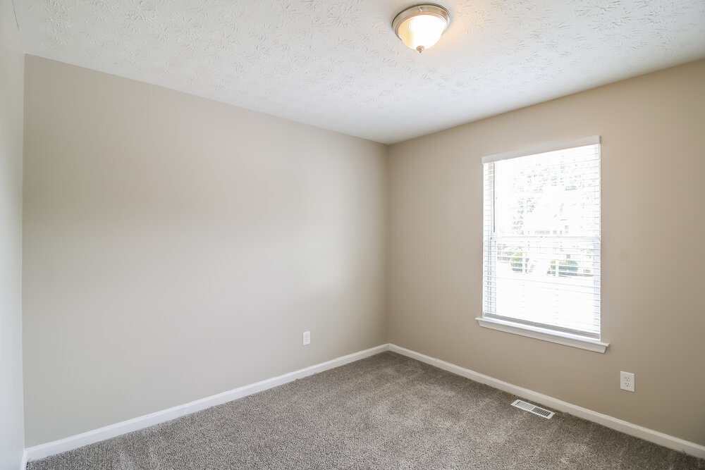 Building Photo - 7460 Royale Ct